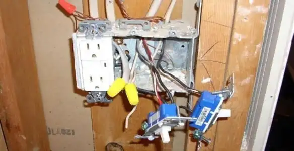 gfci circuits service wiring and upgrading electrical outlets with ground fault protection in Palm Springs, CA