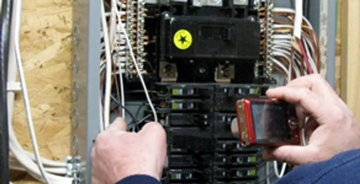 Home electrical inspection of circuit breaker panel by licensed electrician in Palm Springs, CA